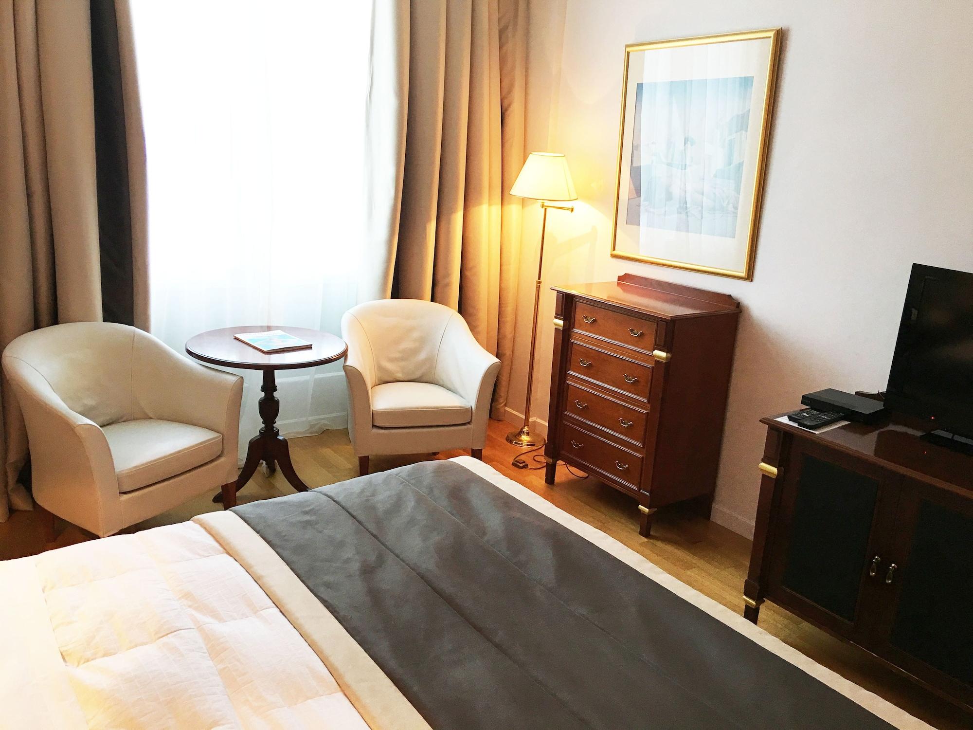 Theoxenia Palace Kifisia Zewnętrze zdjęcie A room at the hotel